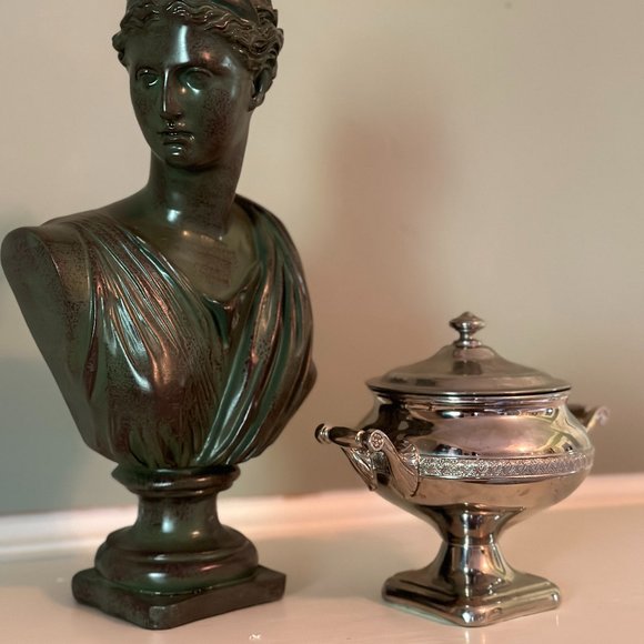 Vintage Manning-Bowman and Company MB Means Best Sugar Bowl with Lid - Picture 5 of 16